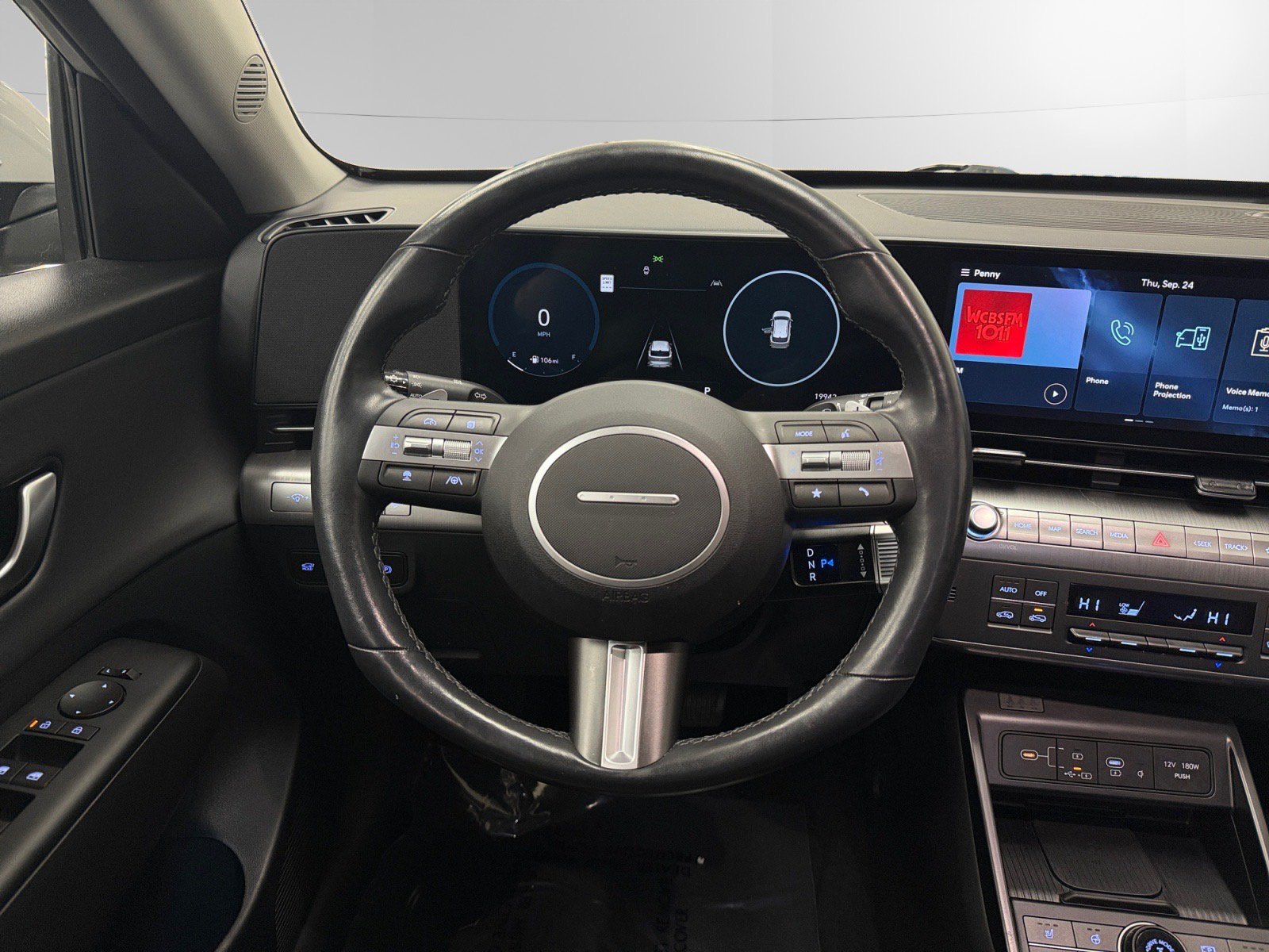 Used 2024 Hyundai Kona Limited AWD/4WD image 12