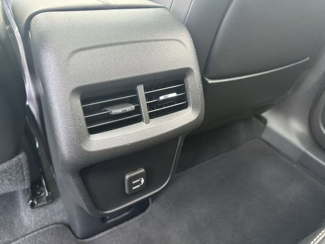 Used 2022 GMC Terrain SLT w/ Infotainment Package II image 22