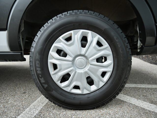 Used 2023 Ford Transit 350 XLT image 22