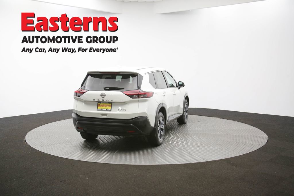 Used 2022 Nissan Rogue SV image 37