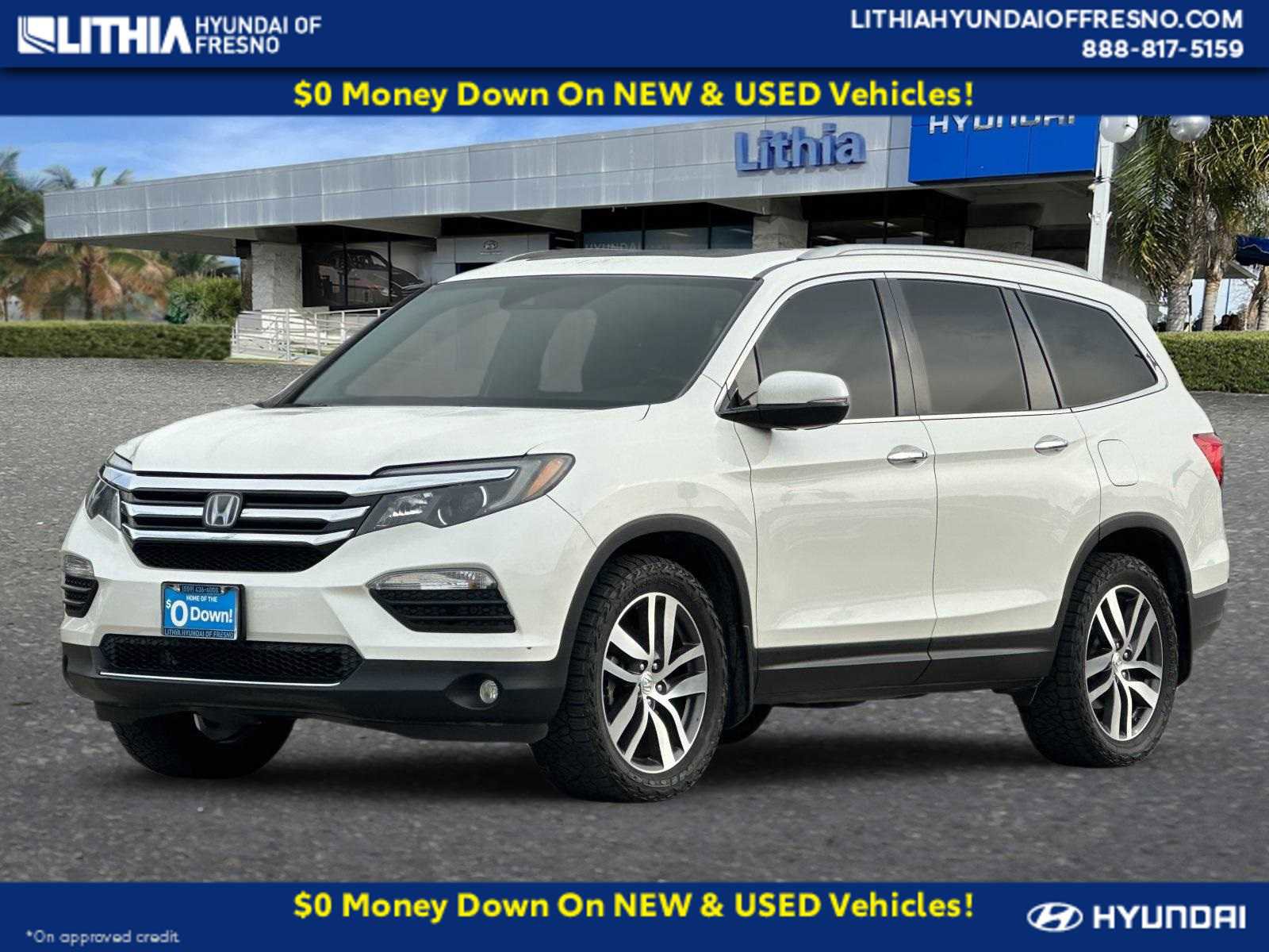 Used 2018 Honda Pilot Touring image 1