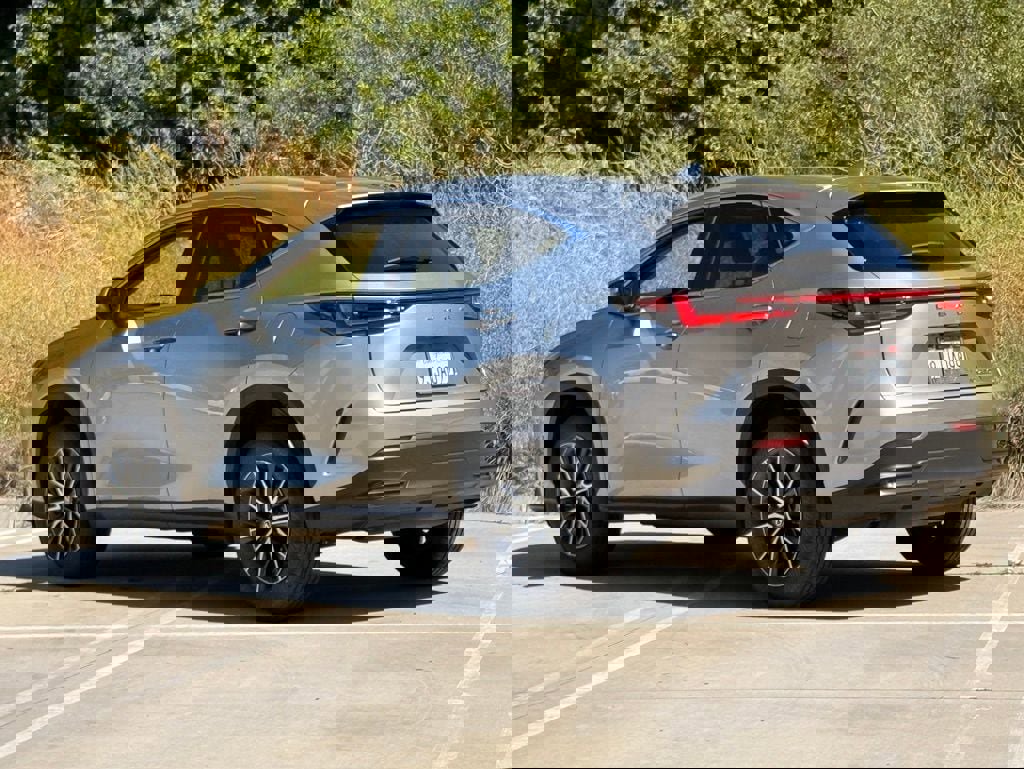 Certified 2024 Lexus NX 250 FWD w/ Cold Area Package image 2