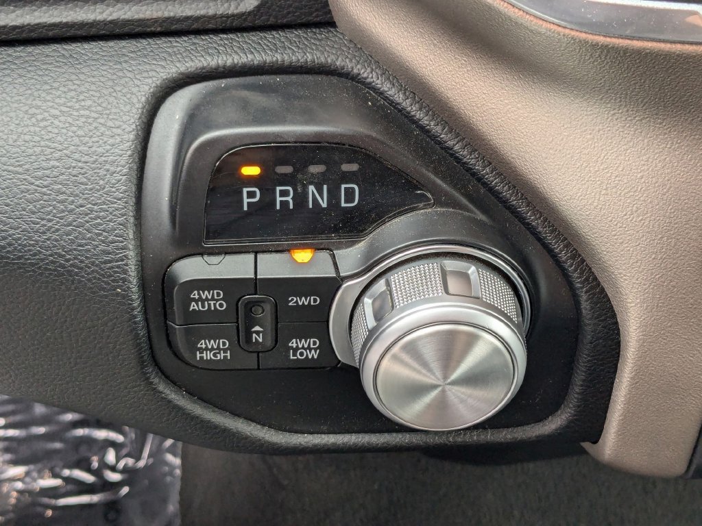 Used 2020 RAM 1500 Laramie AWD/4WD image 15