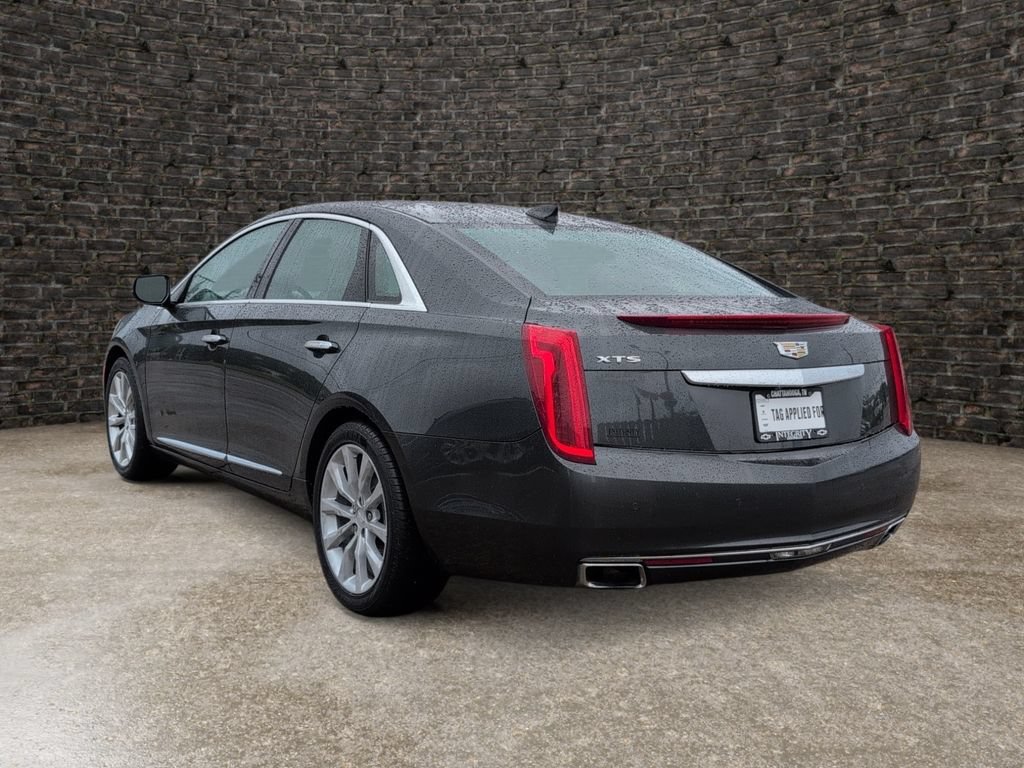 Used 2017 Cadillac XTS Luxury FWD image 5
