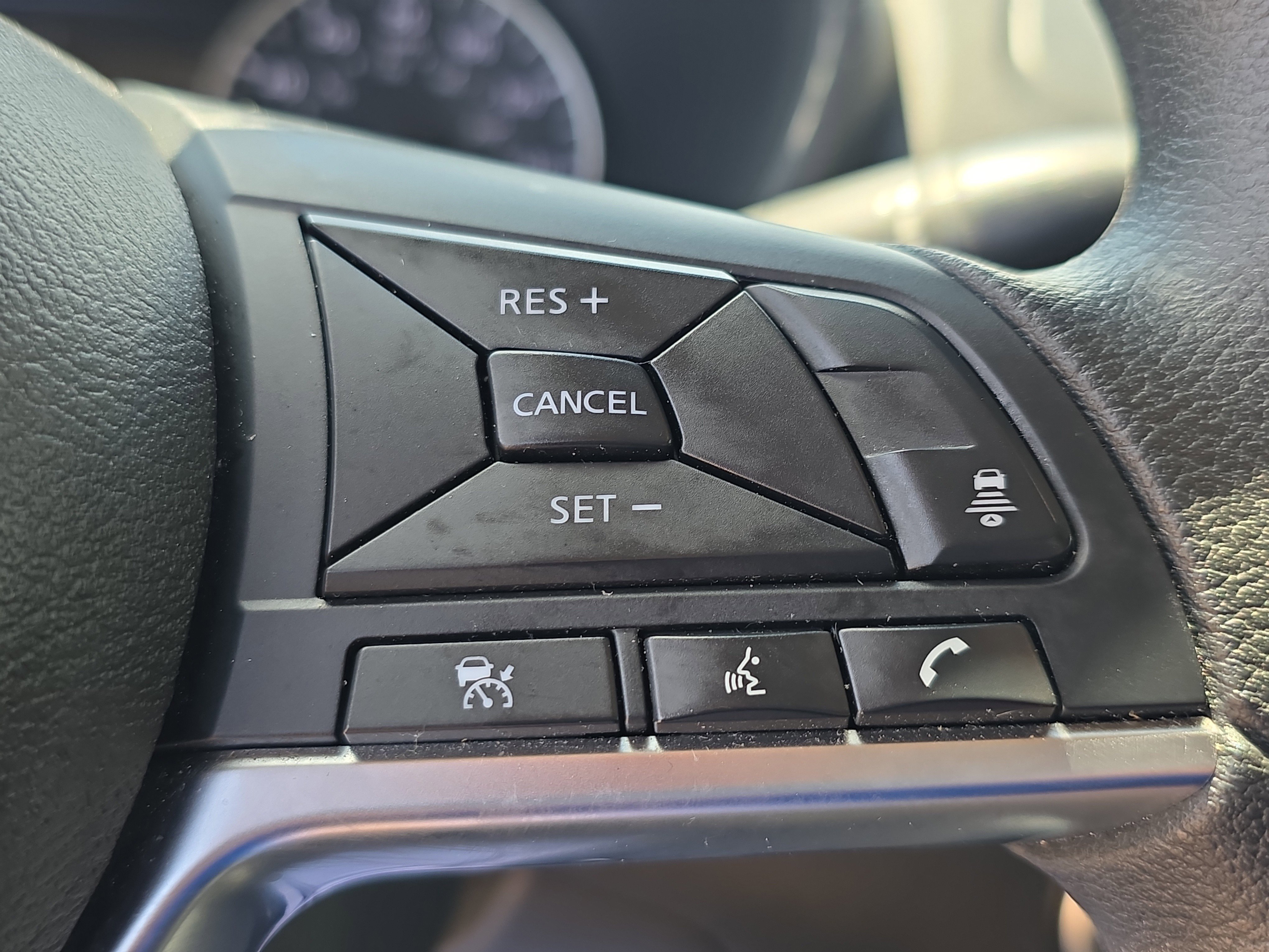 Used 2024 Nissan Sentra SV image 30