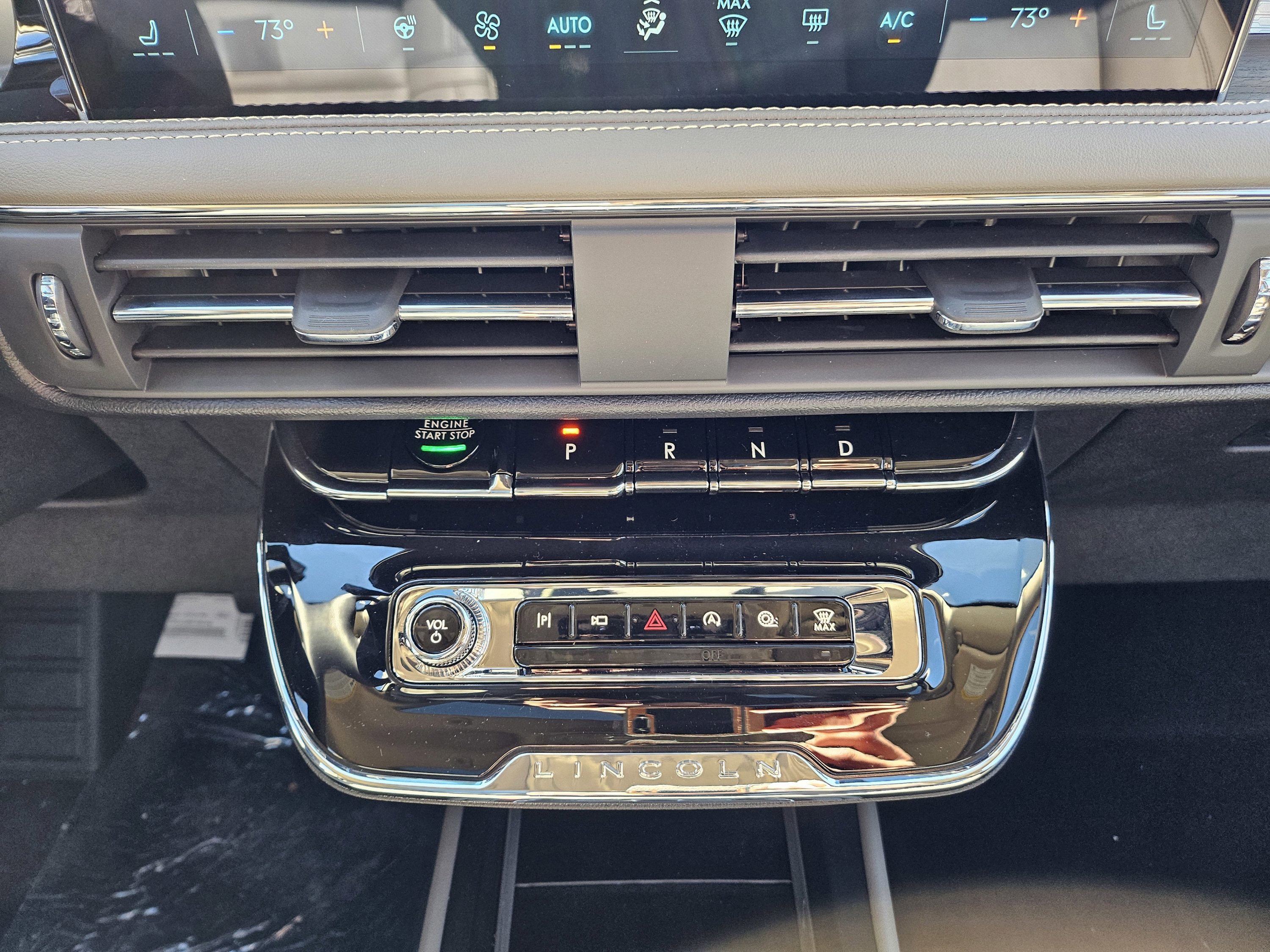 New 2026 Lincoln Corsair Premiere AWD/4WD image 21