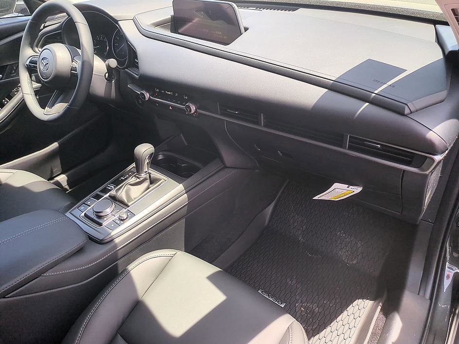 New 2026 MAZDA CX-30 AWD 2.5 S w/ Select Sport Pkg image 30