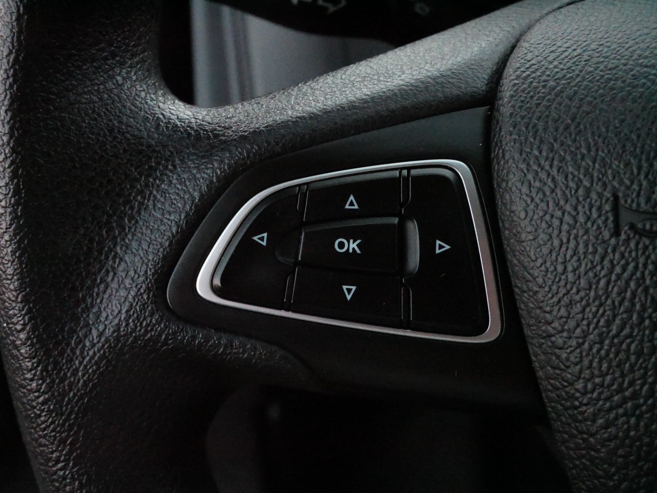 Used 2015 Ford Focus S FWD image 26