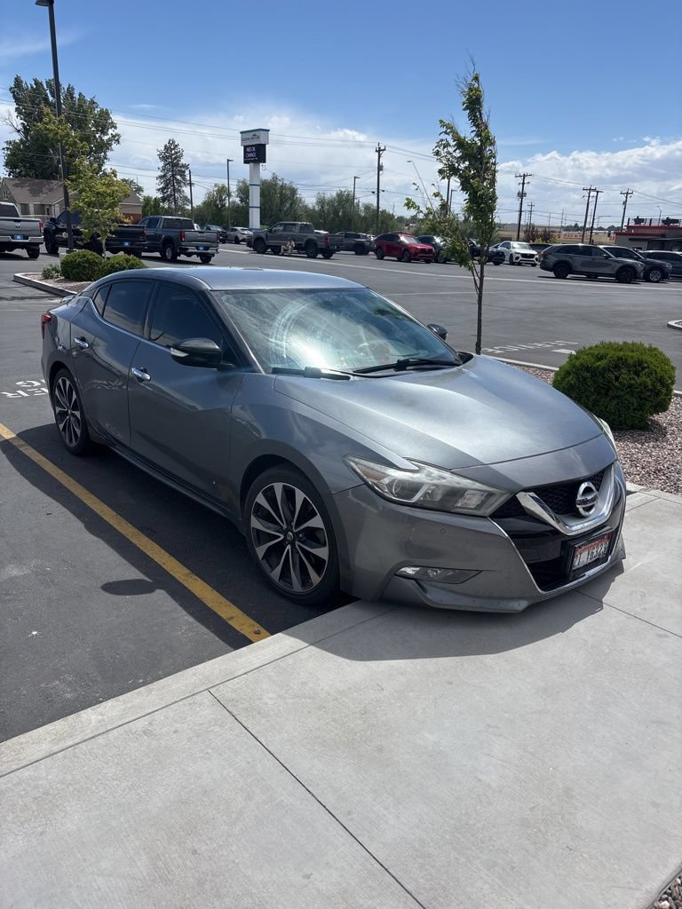 Used 2016 Nissan Maxima SR FWD image 3