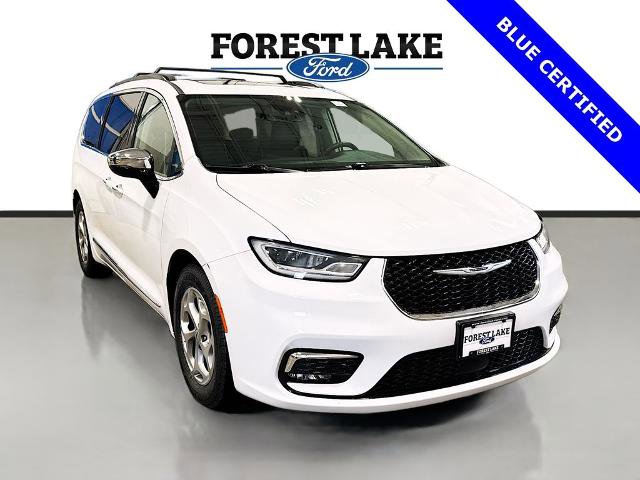 Used 2023 Chrysler Pacifica Limited image 1