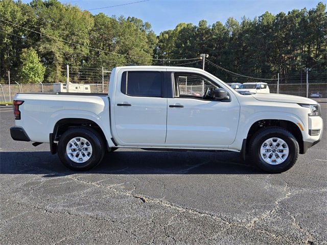 New 2026 Nissan Frontier S image 2
