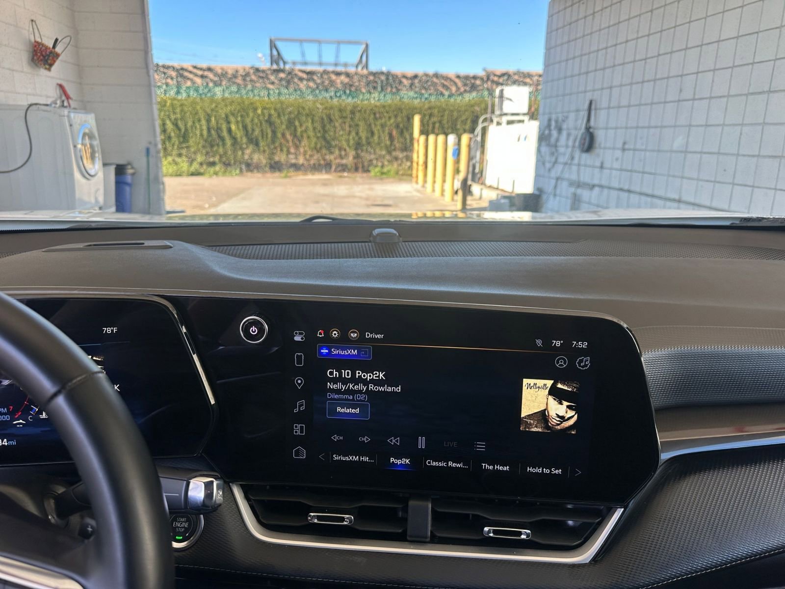 Used 2025 Chevrolet Equinox LT image 18