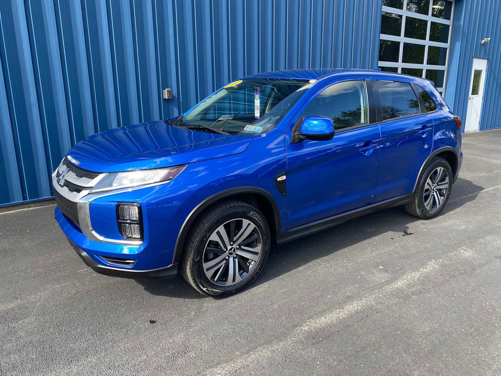 Used 2020 Mitsubishi Outlander Sport ES FWD image 2