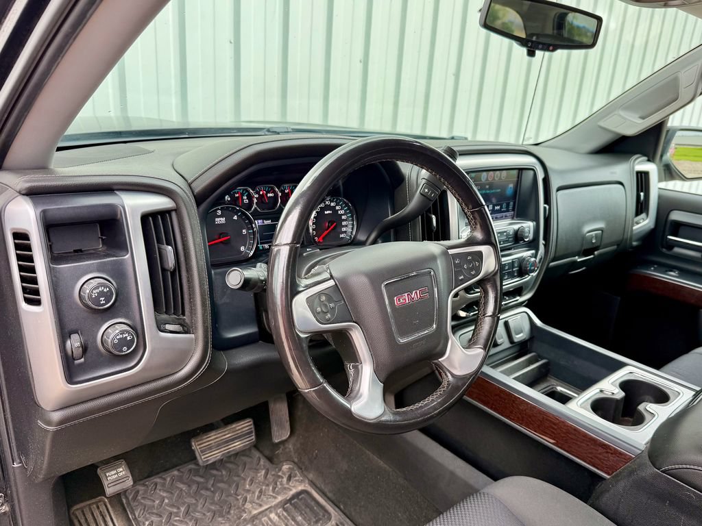 Used 2018 GMC Sierra 1500 SLE w/ Suspension Package, Off-Road AWD/4WD image 10