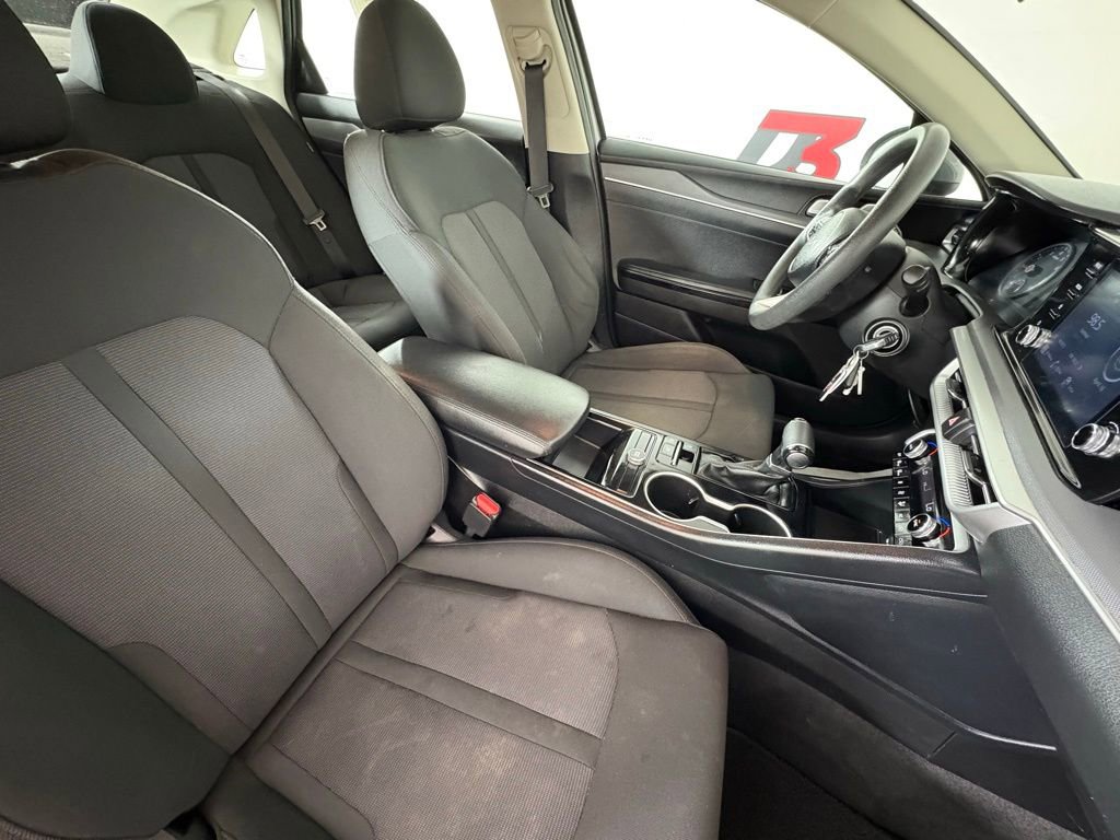 Used 2022 Kia K5 LX FWD image 32
