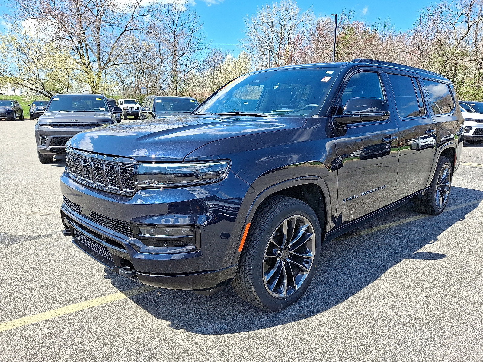 Certified 2025 Jeep Grand Wagoneer L Series II Obsidian w/ Quick Order Packagew 28T image 3