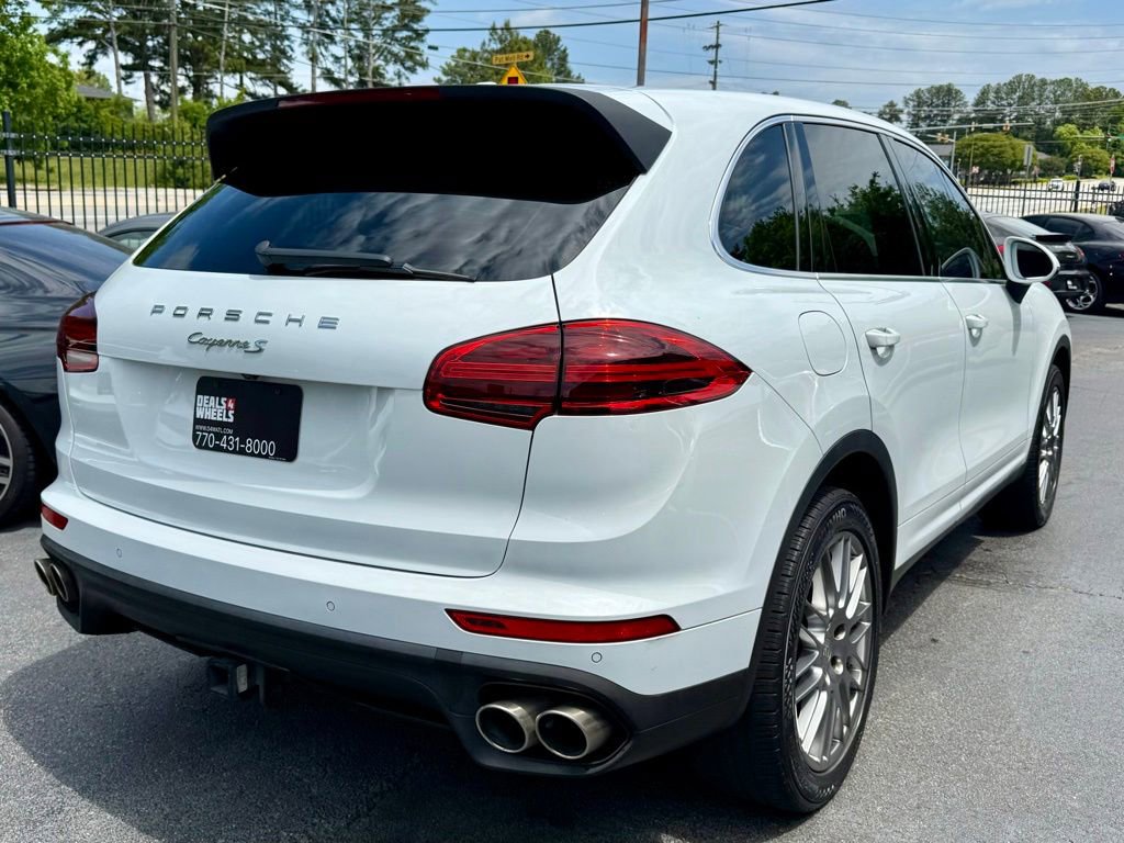 Used 2015 Porsche Cayenne S w/ Premium Package AWD/4WD image 5