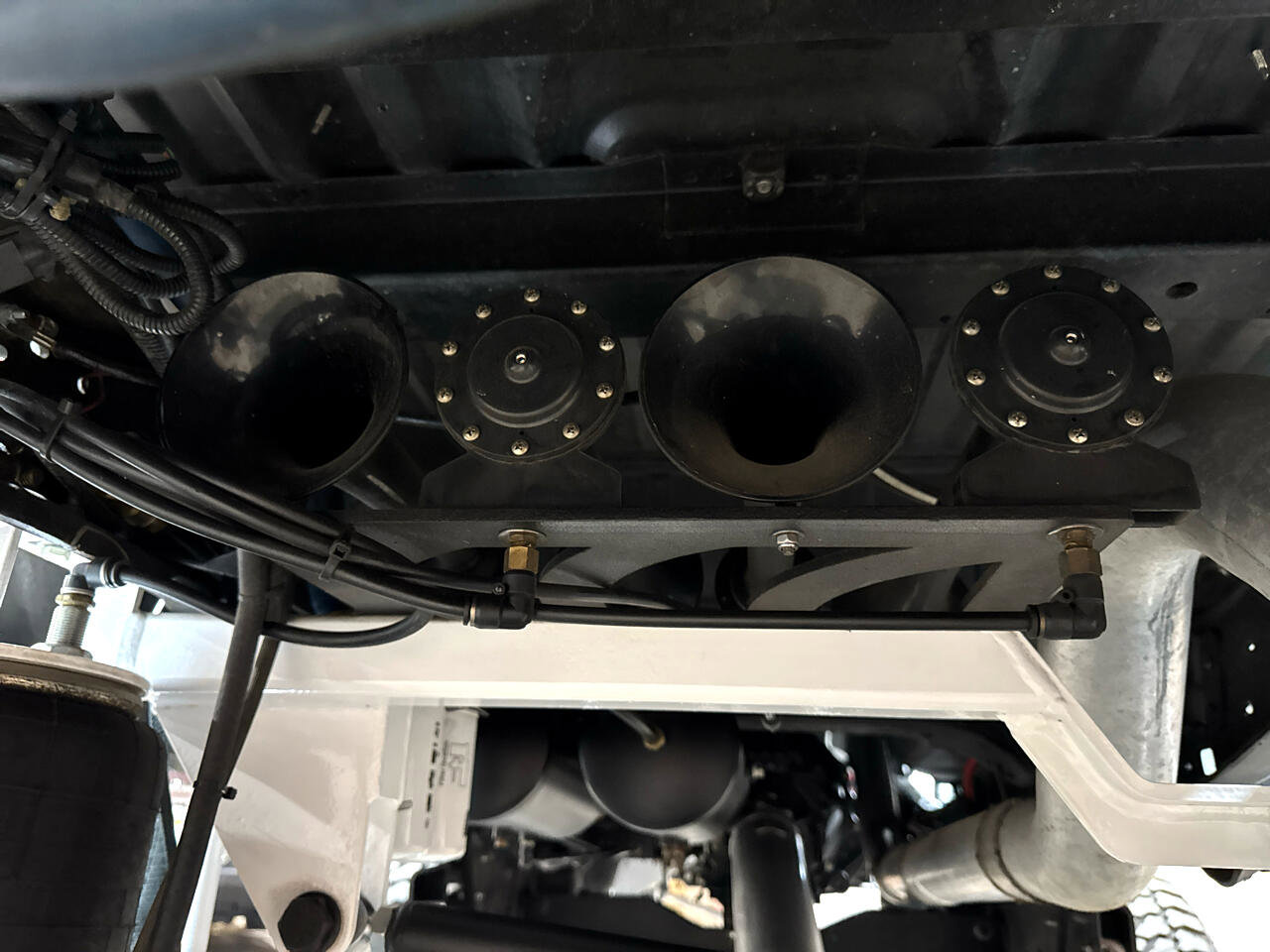 Used 1994 Ford Bronco XLT image 60