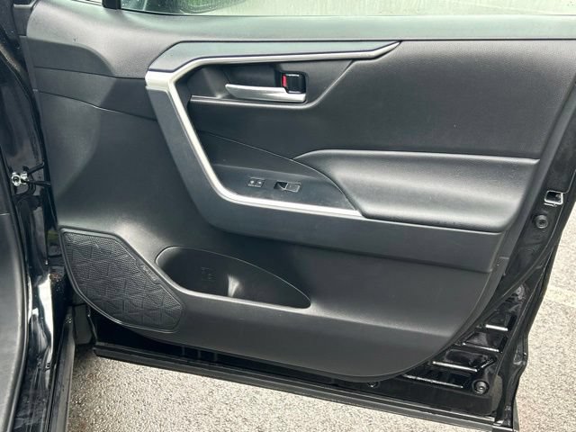 Certified 2025 Toyota RAV4 XLE AWD/4WD image 29