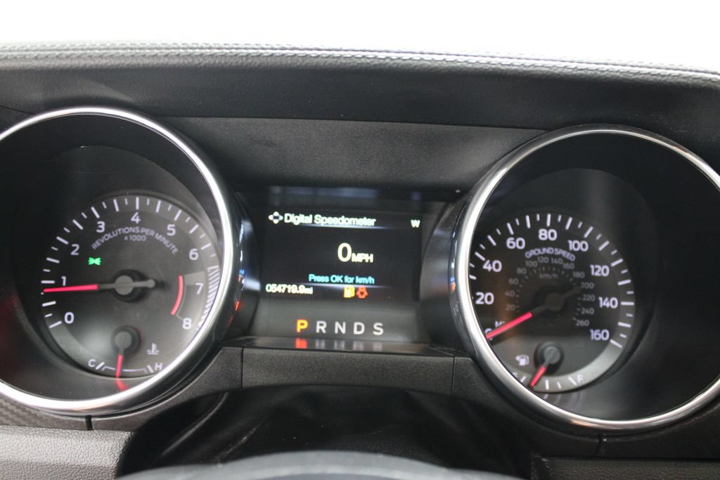 Used 2018 Ford Mustang Coupe RWD image 31