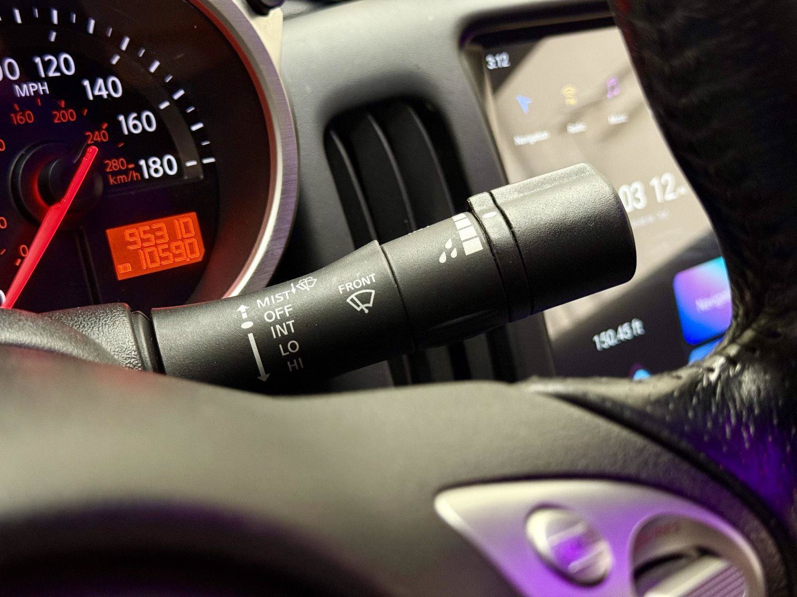 Used 2017 Nissan 370Z Coupe RWD image 19