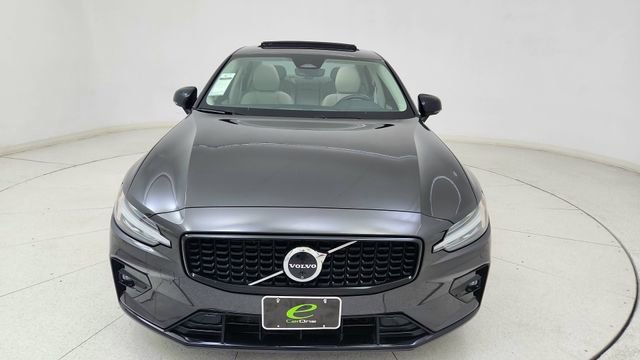 Used 2024 Volvo S60 B5 Plus w/ Climate Package image 2