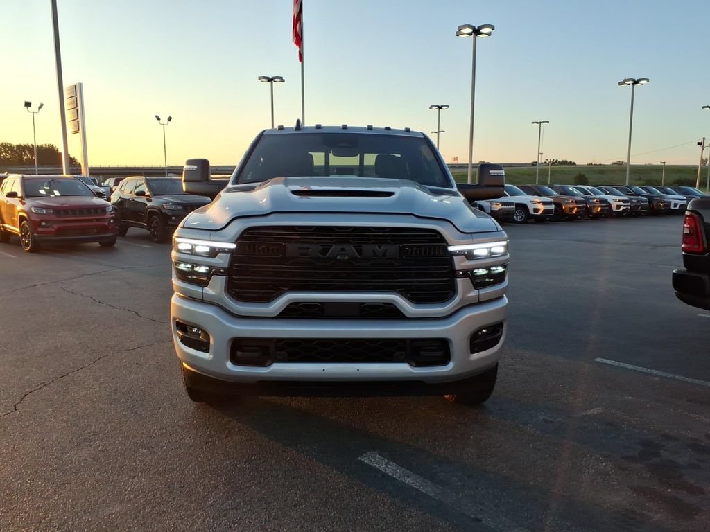 New 2026 RAM 2500 Laramie AWD/4WD image 2
