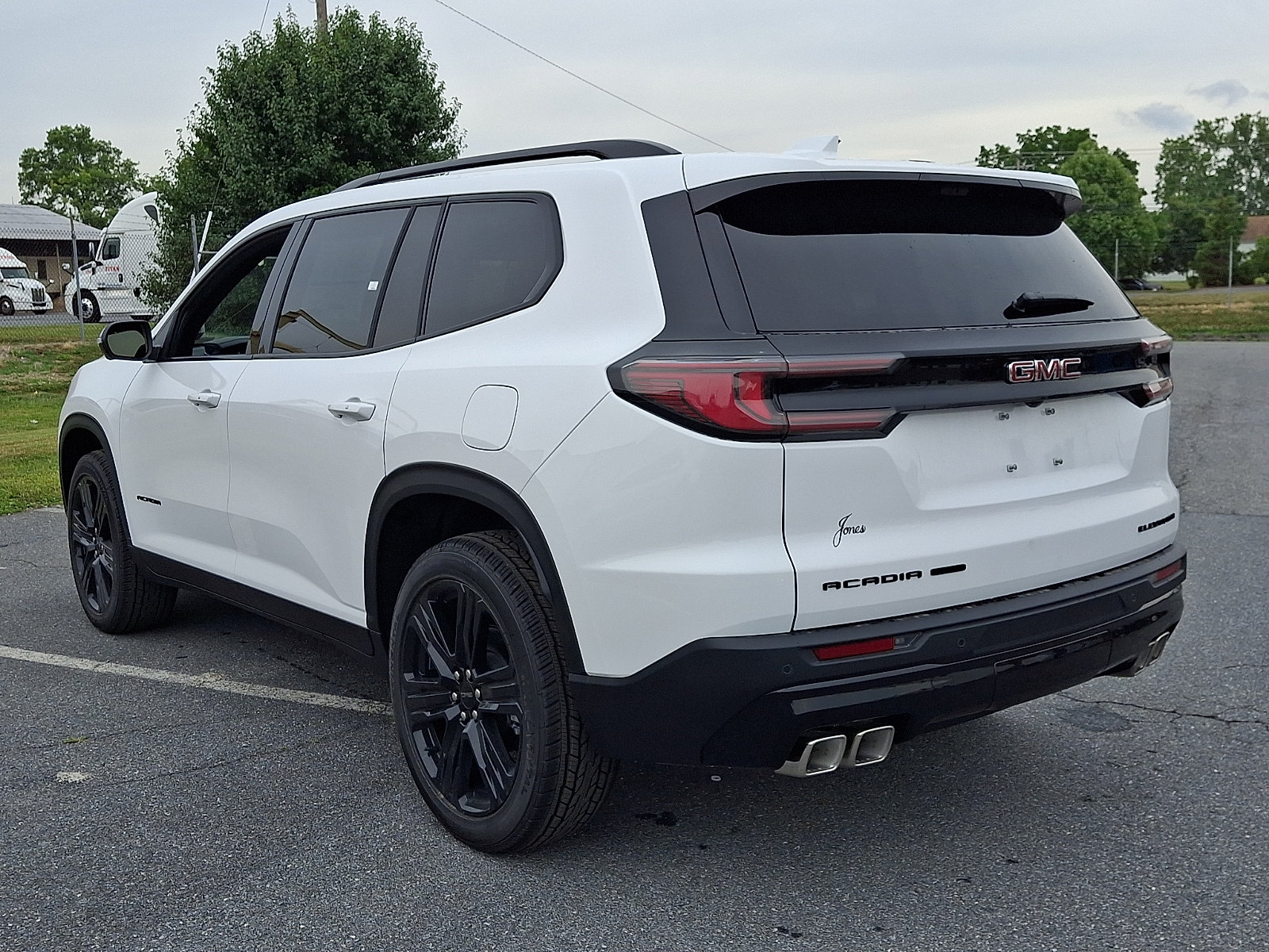 New 2026 GMC Acadia Elevation w/ Black Edition AWD/4WD image 3