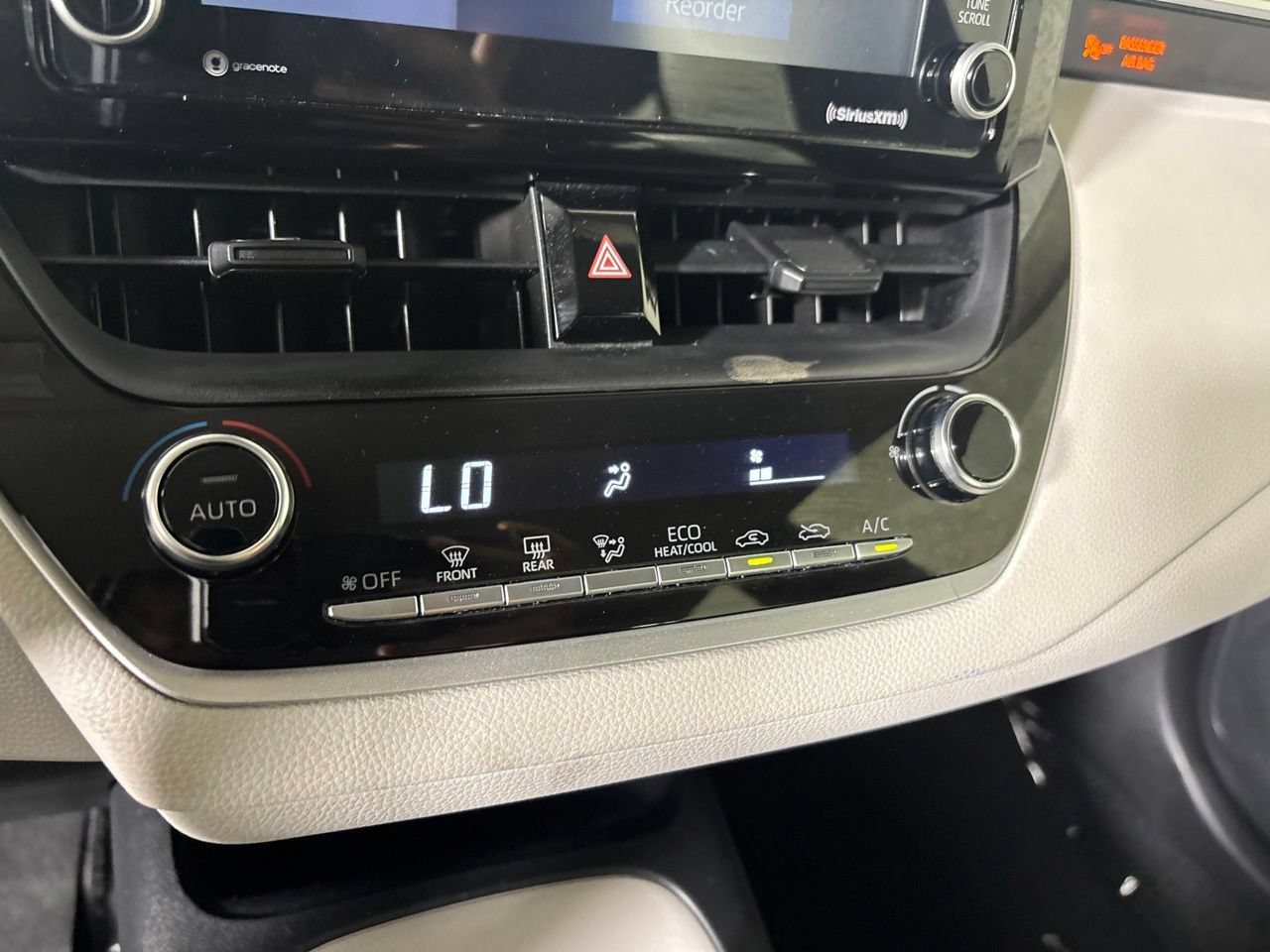 Used 2022 Toyota Corolla LE FWD image 23