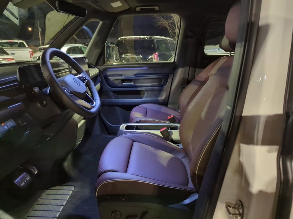 New 2025 Volkswagen ID. Buzz Pro S image 24