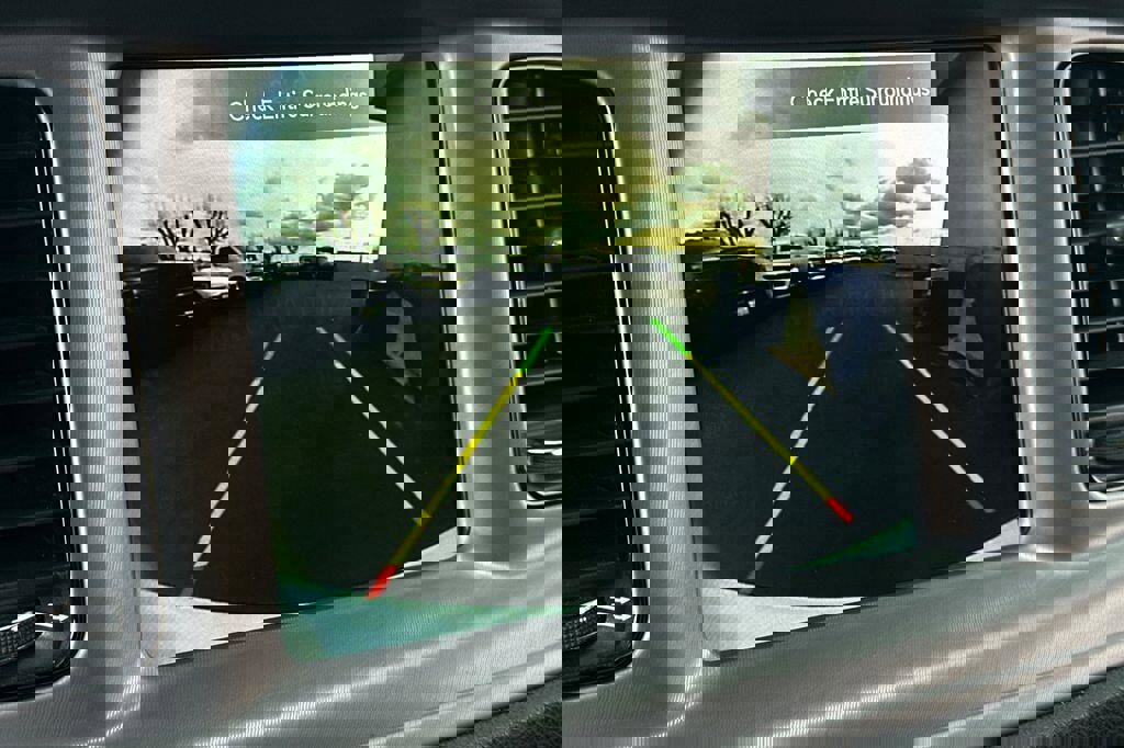 Used 2023 Dodge Charger SXT w/ Blacktop Package image 18