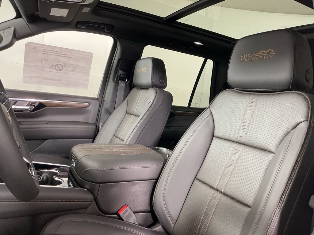 New 2026 Chevrolet Tahoe High Country image 6