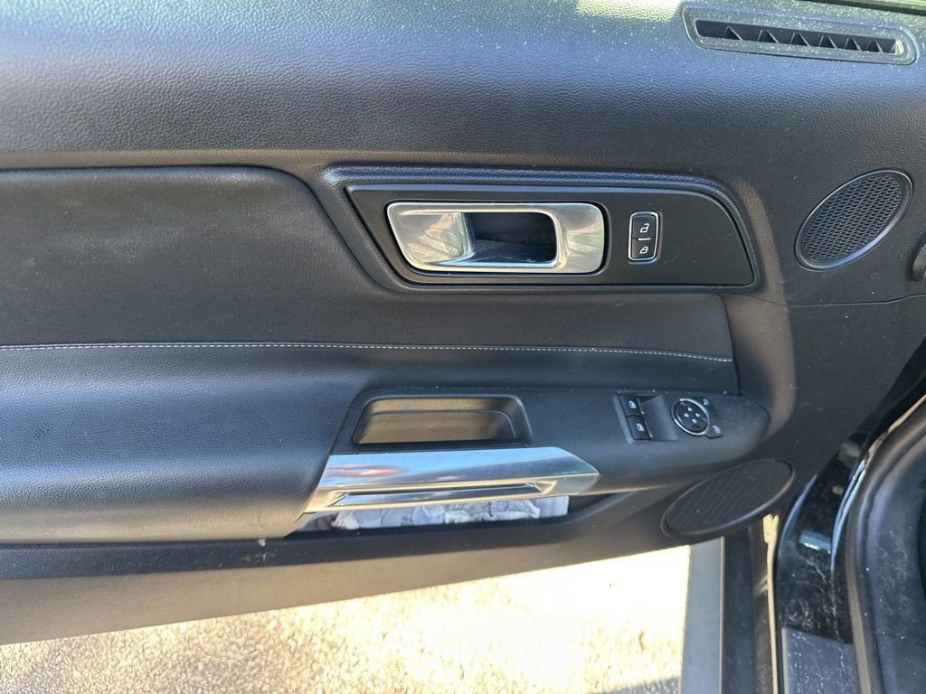Used 2019 Ford Mustang Coupe w/ Equipment Group 101A image 7