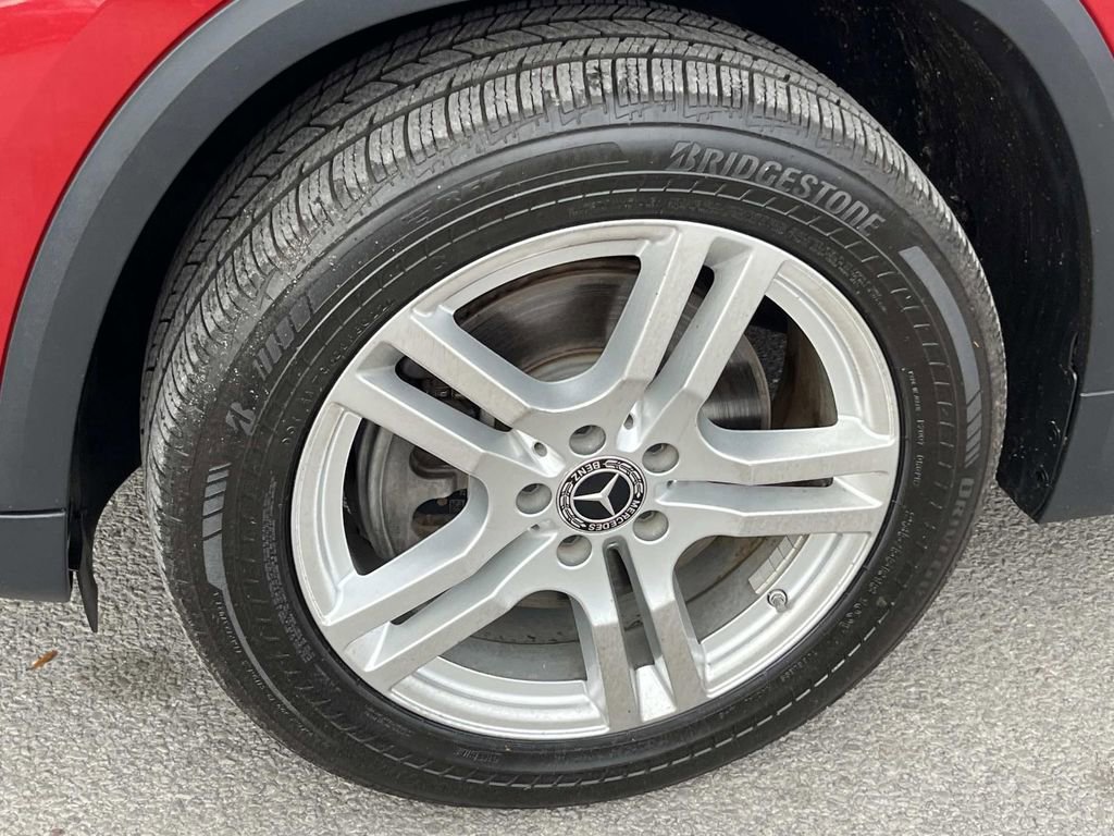 Used 2021 Mercedes-Benz GLA 250 4MATIC image 9