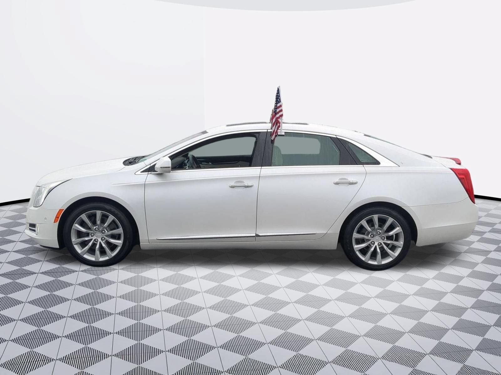 Certified 2016 Cadillac XTS Luxury w/ Driver Awareness Package FWD image 4