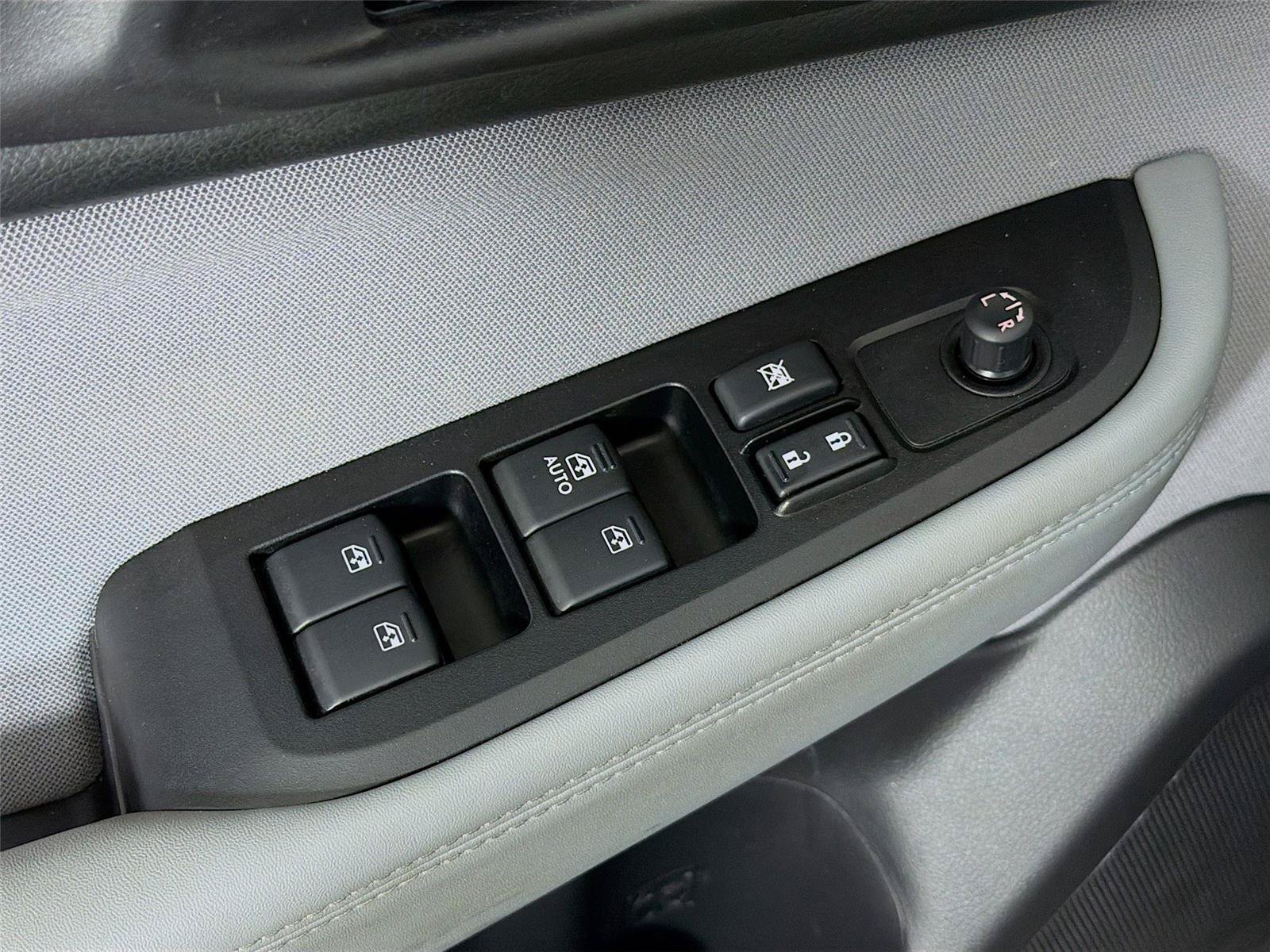 Used 2018 Subaru Outback 2.5i AWD/4WD image 23