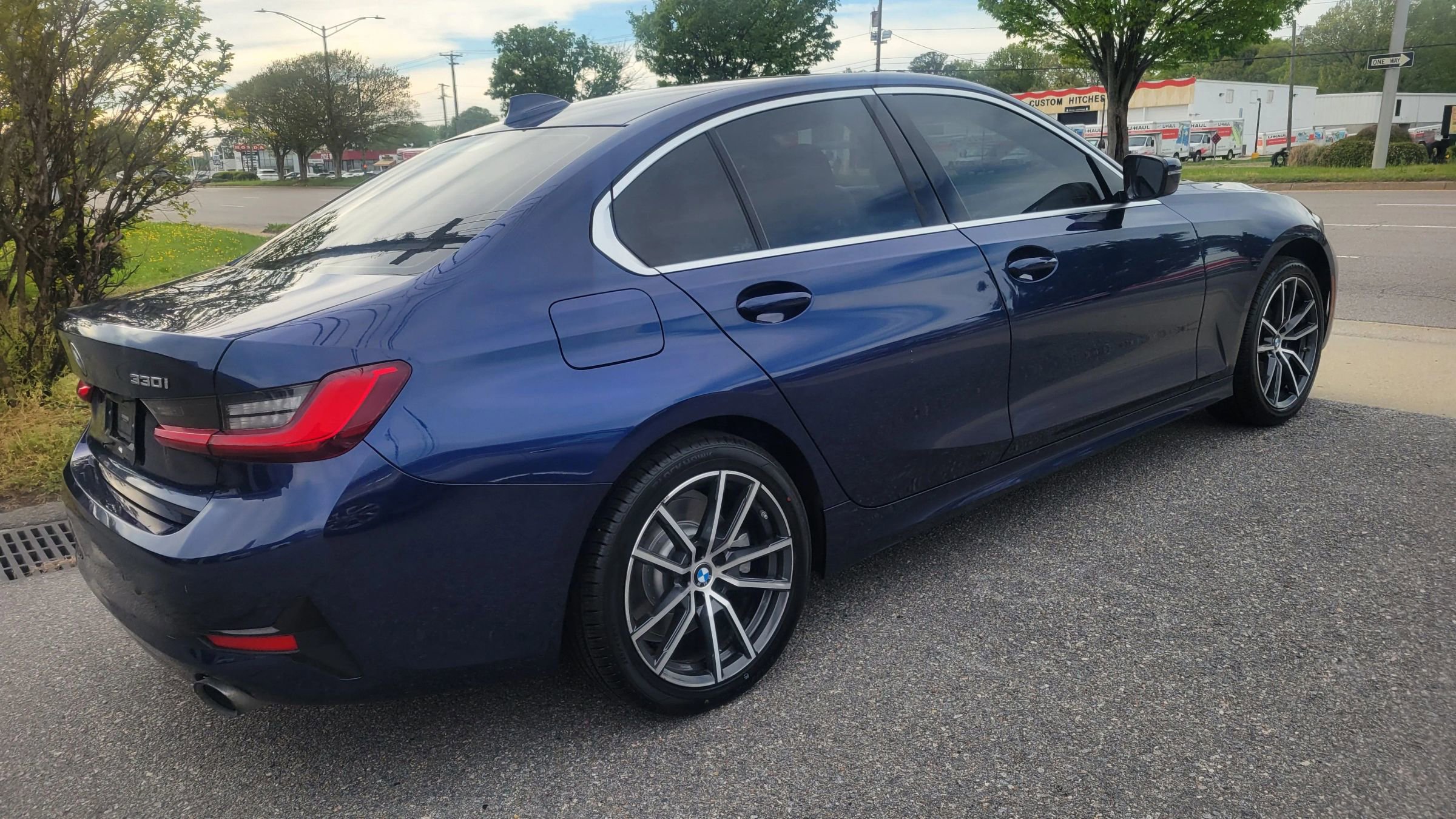 Used 2019 BMW 330i xDrive Sedan w/ Convenience Package AWD/4WD image 5