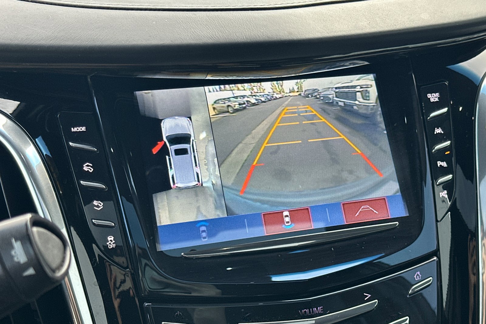 Used 2017 Cadillac Escalade Platinum image 21