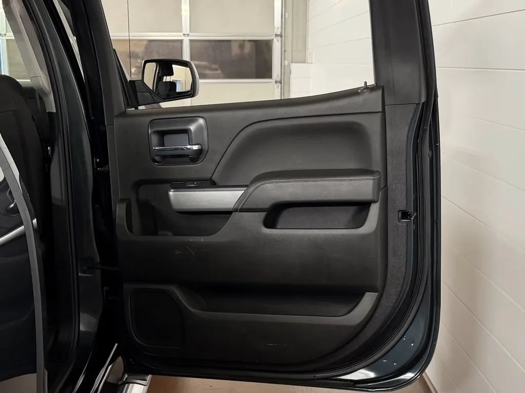 Used 2018 Chevrolet Silverado 2500 LT w/ All Star Edition AWD/4WD image 31