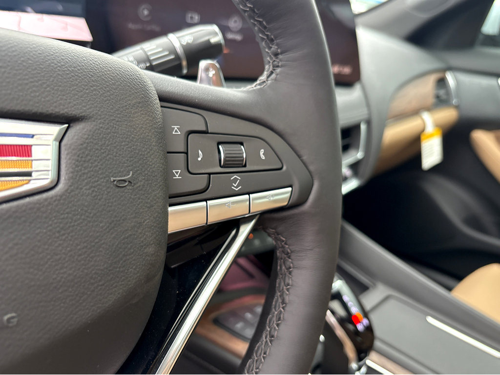 New 2025 Cadillac XT5 Luxury image 19