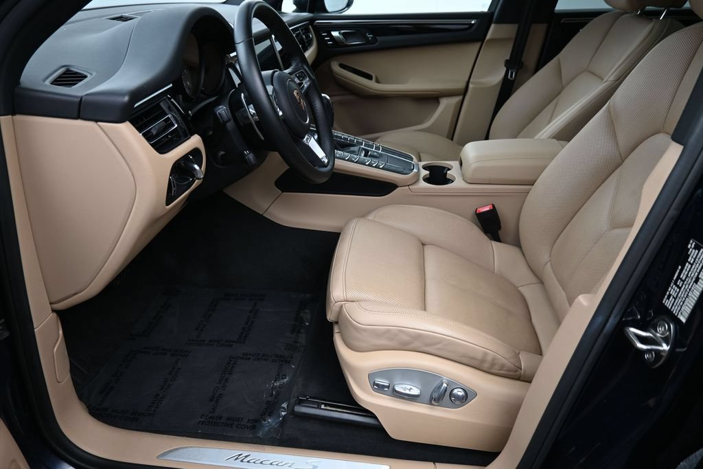 Certified 2020 Porsche Macan S AWD/4WD image 6