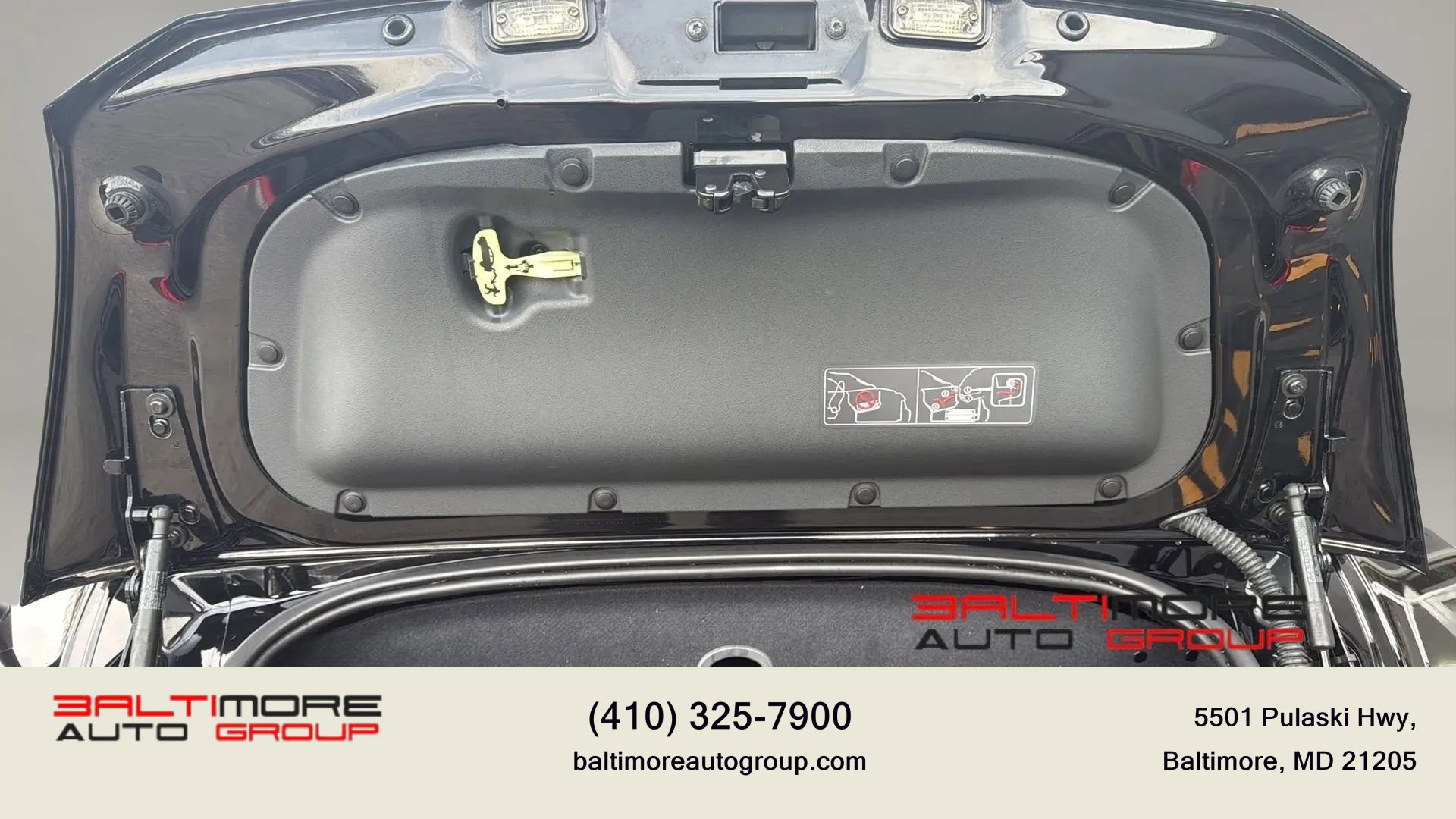 Used 2007 Chrysler Crossfire Limited RWD image 39