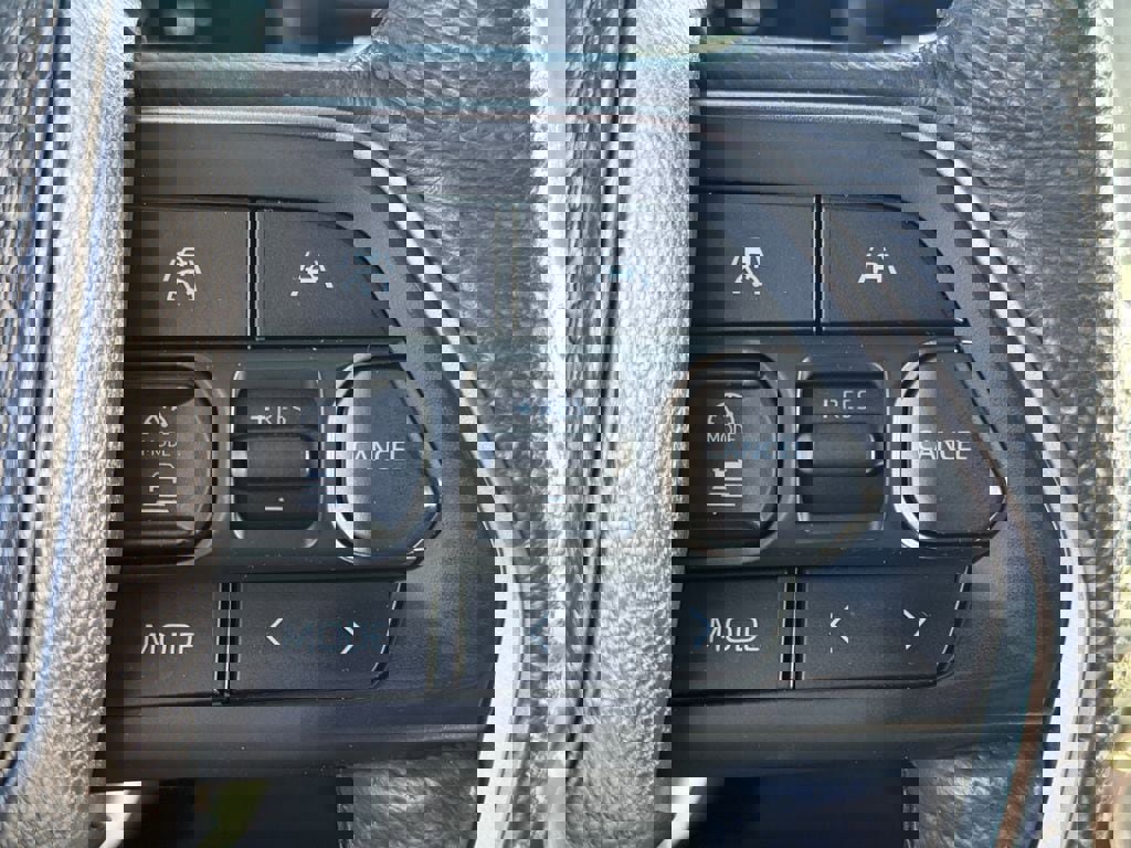 Used 2024 Toyota Tacoma TRD Off-Road w/ TRD Off Road Upgrade Package image 25