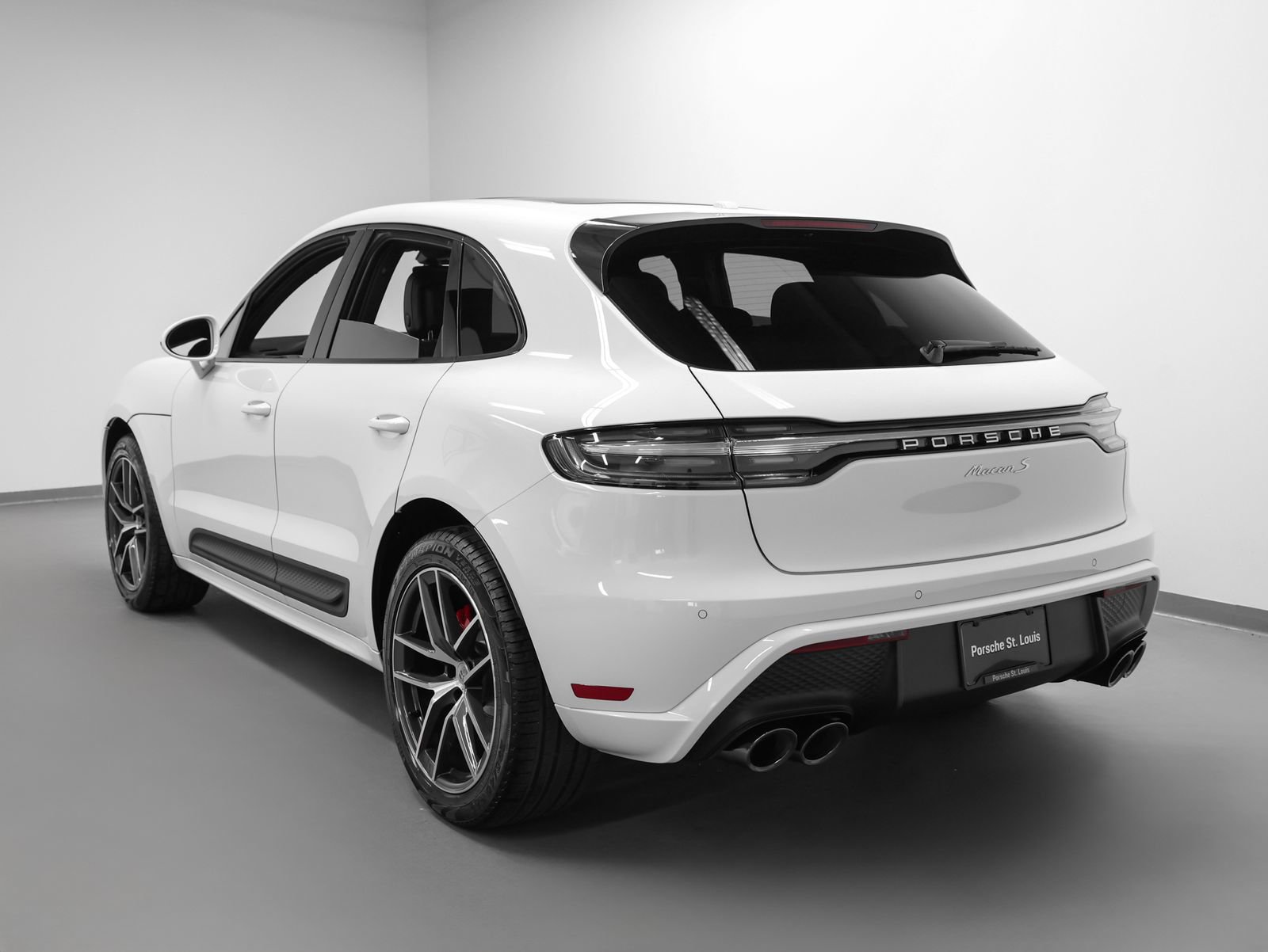 New 2026 Porsche Macan S image 3