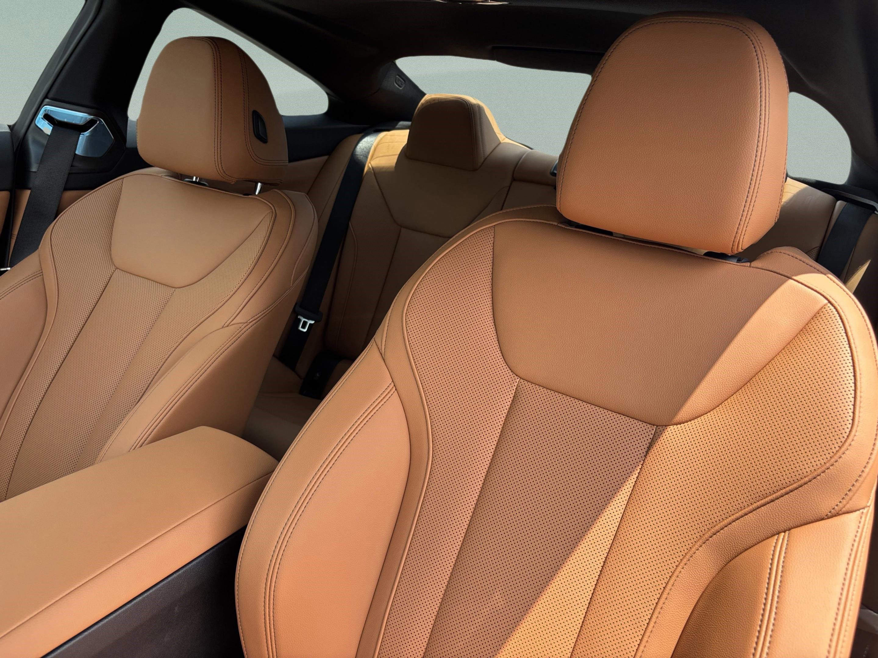 Used 2026 BMW 430i Coupe w/ M Sport Package image 23