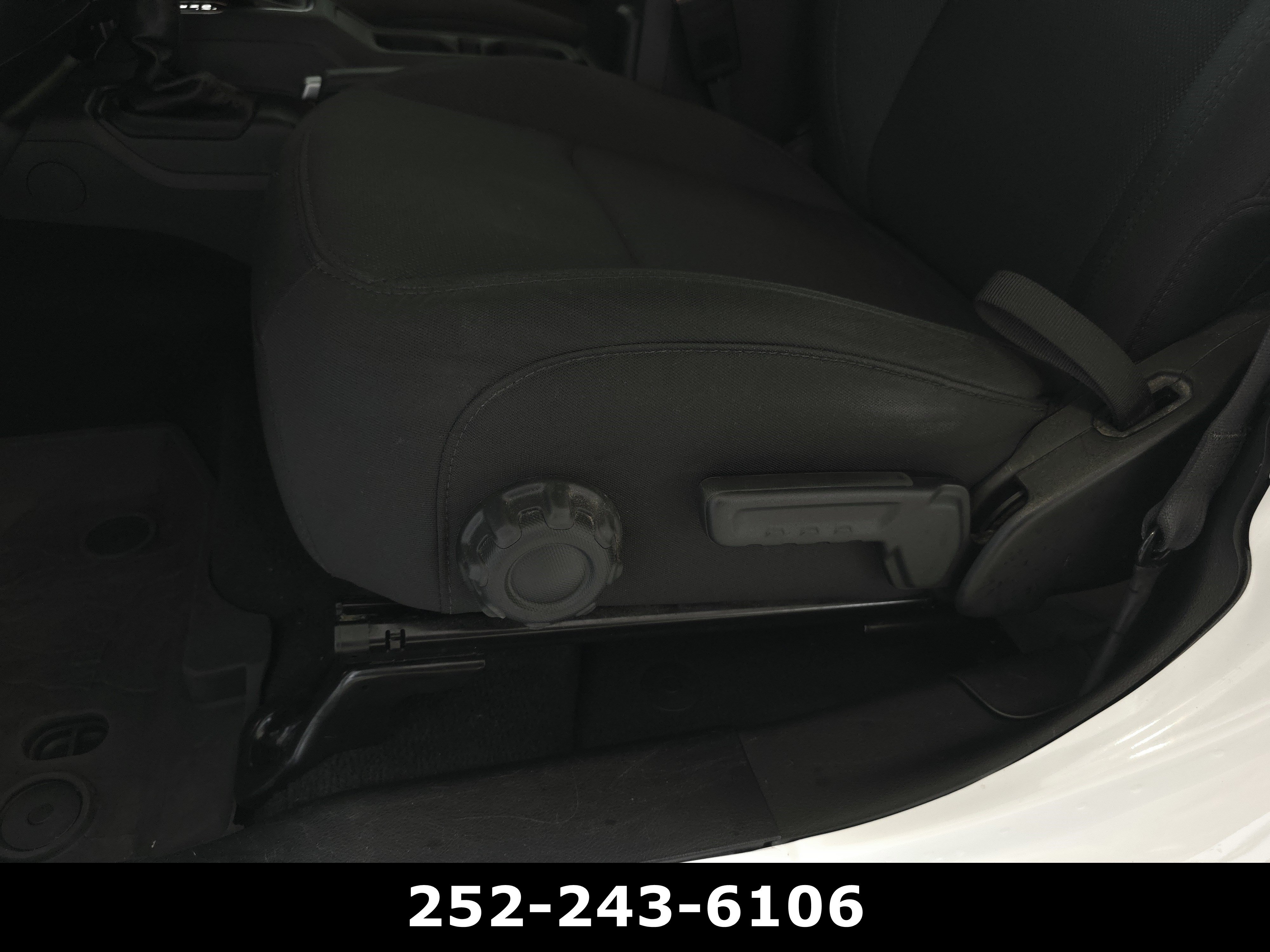Used 2023 Jeep Wrangler Unlimited Sport AWD/4WD image 11