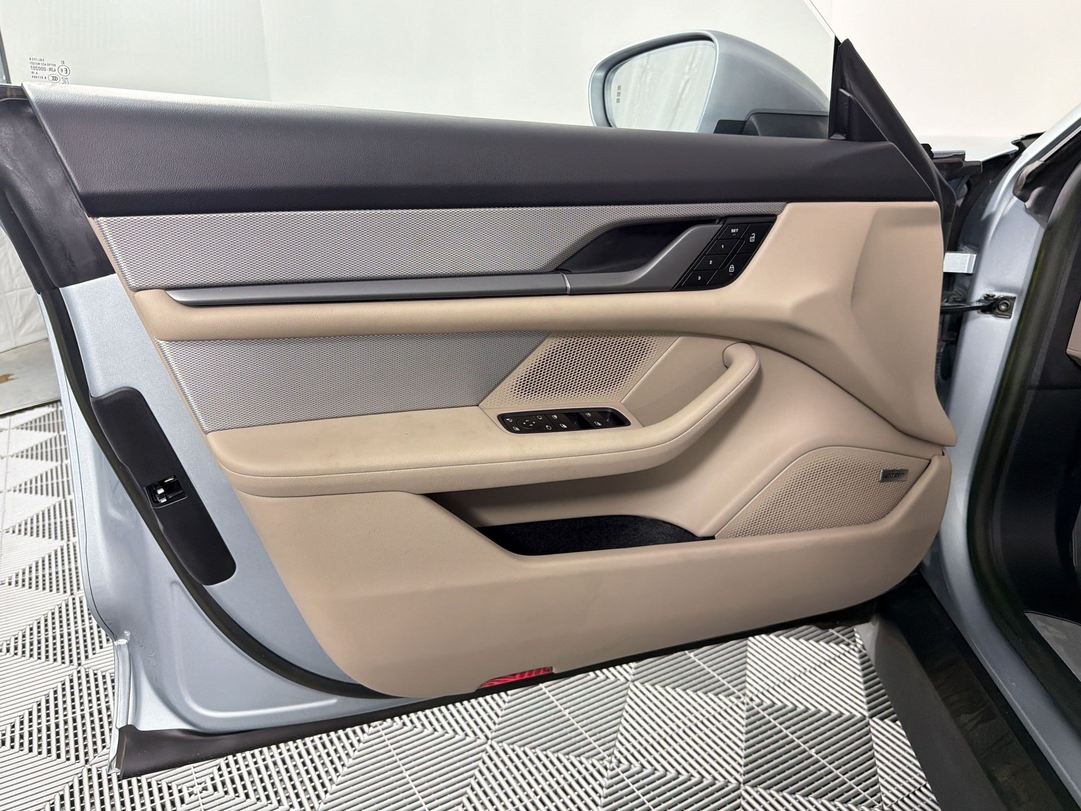 Certified 2022 Porsche Taycan RWD image 14