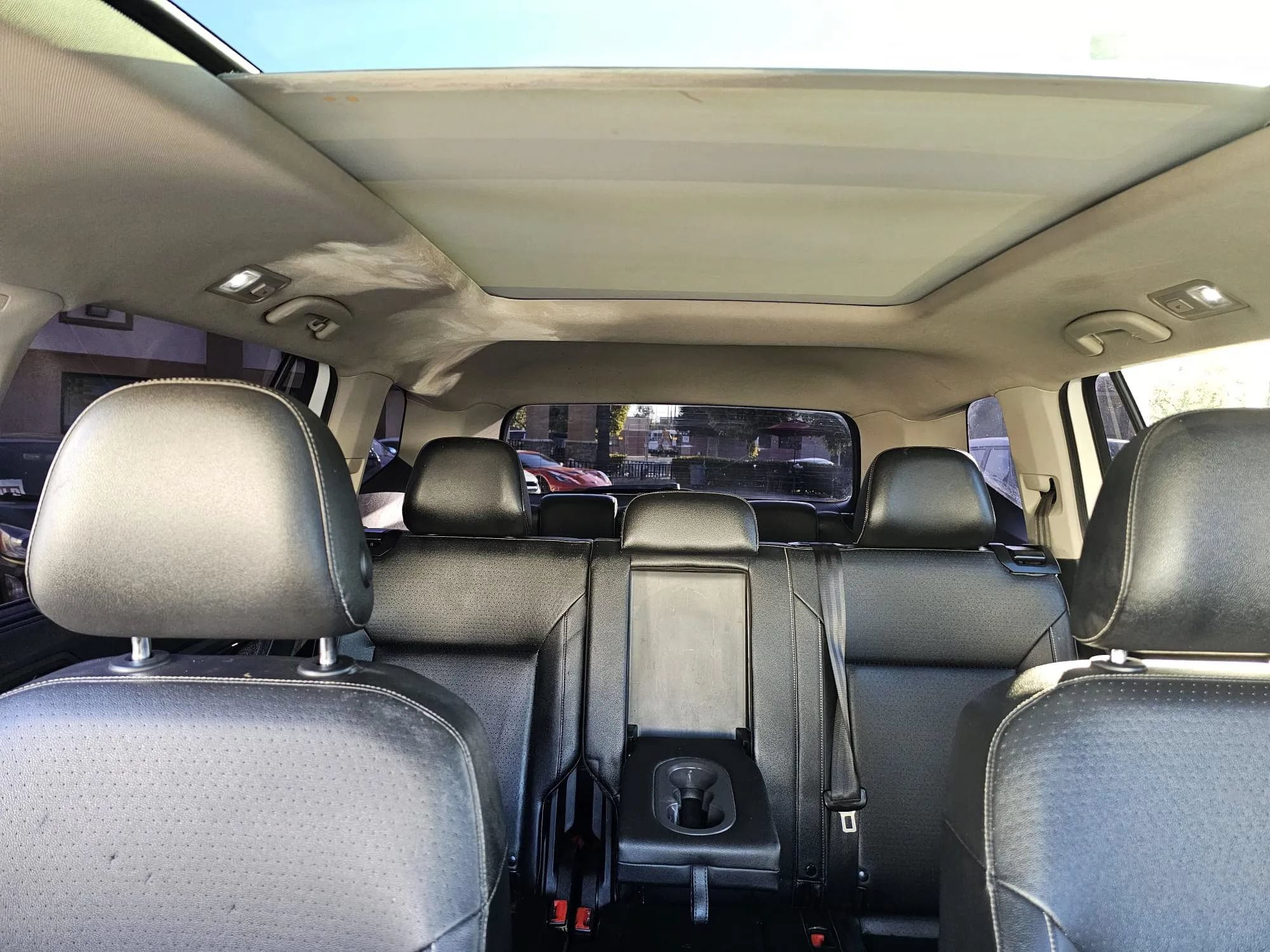 Used 2021 Volkswagen Atlas SE w/ Panoramic Sunroof Package FWD image 13