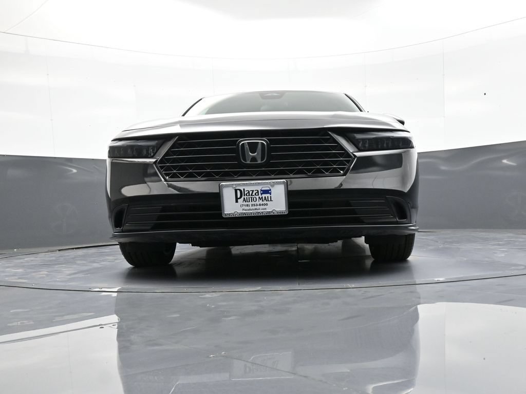 Used 2025 Honda Accord Sport image 26