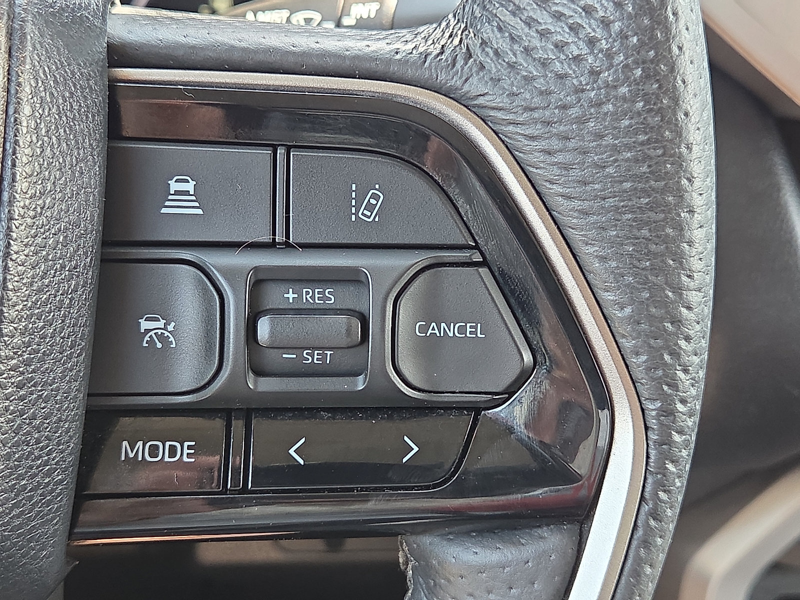 Used 2024 Toyota Tundra SR5 w/ SR5 Premium Package AWD/4WD image 22